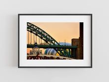 Load image into Gallery viewer, Quayside at Dusk
