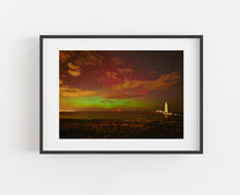 Load image into Gallery viewer, Northern Lights - St Mary&#39;s Lighthouse
